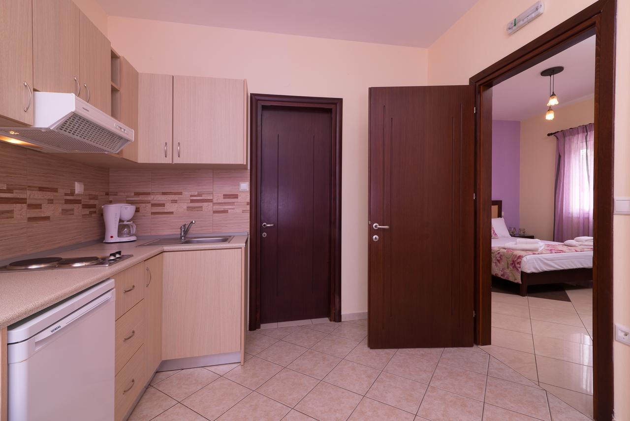 Nikolas Studios Криси Амудия Екстериор снимка